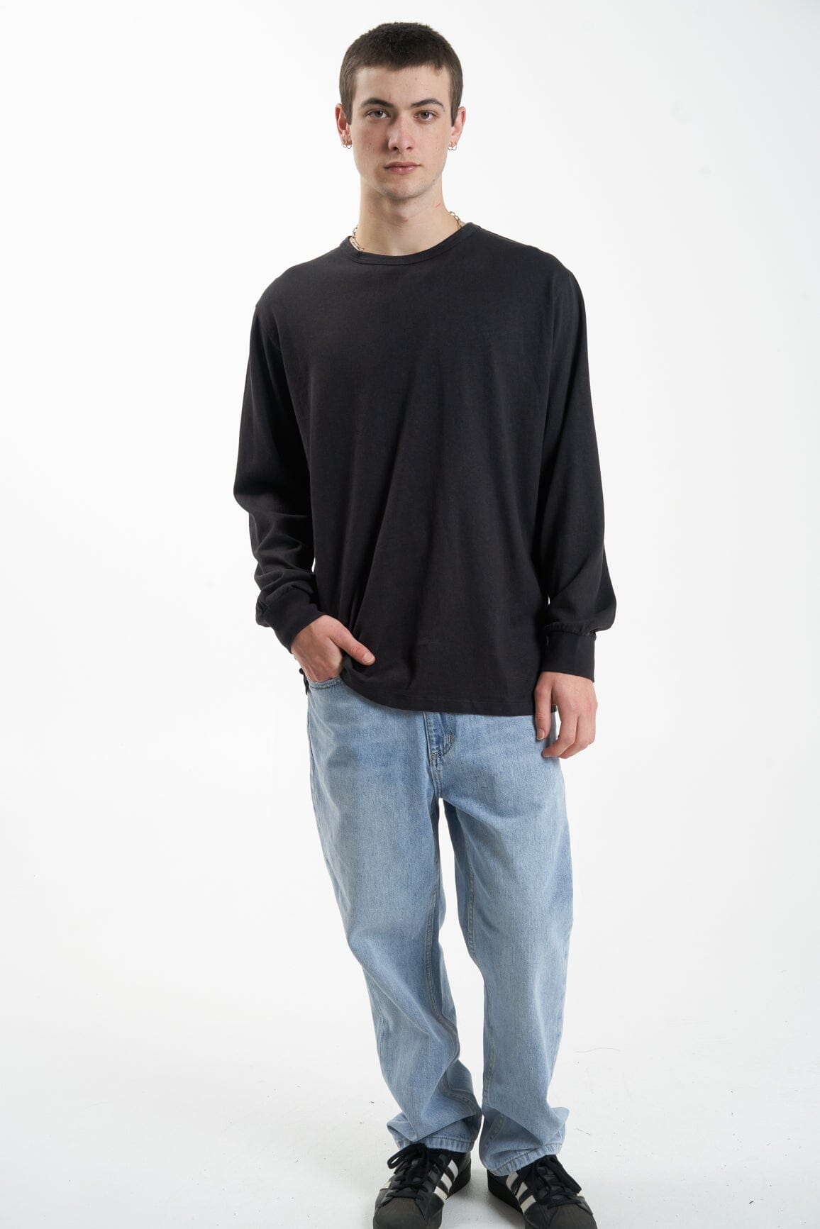 Hemp Thrills Embro Merch Fit Long Sleeve Tee - Black