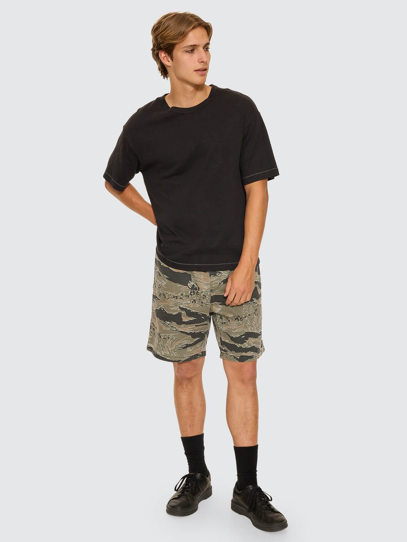 Transmission Volley - Black Tiger