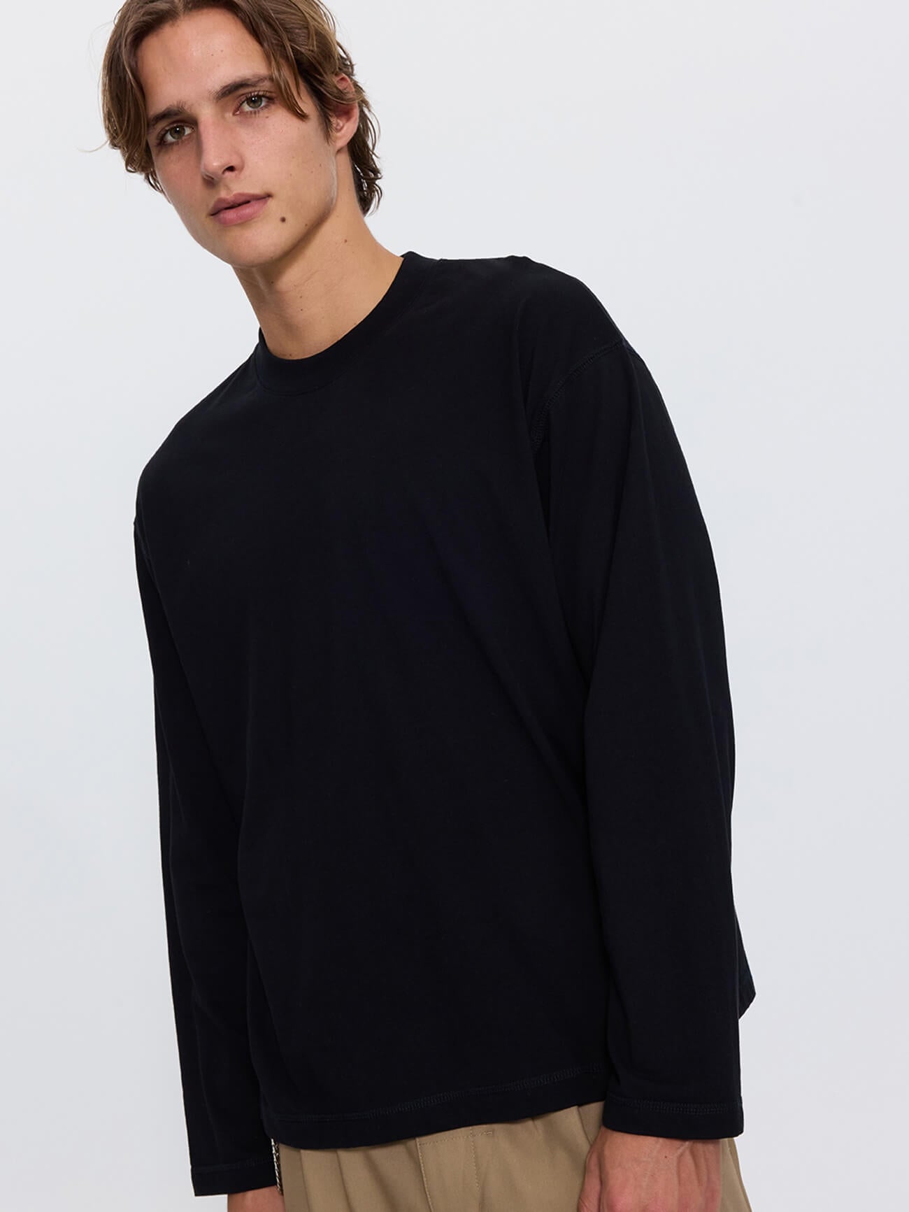 Minimal Thrills Embro Box Crop Long Sleeve Tee - Black XS