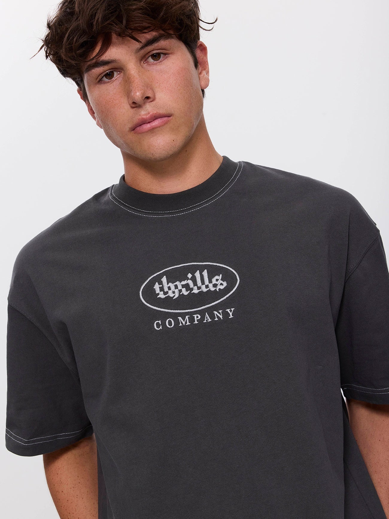 Disjointed Box Fit Oversize Tee - Dark Merch Black XS