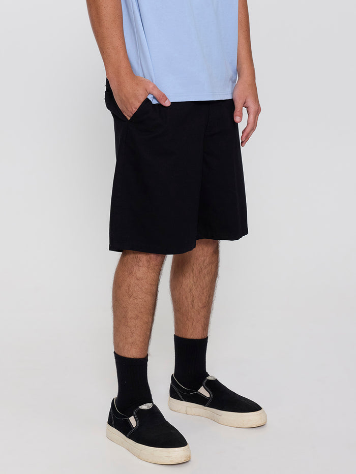 Stagger Check Short - Black 4
