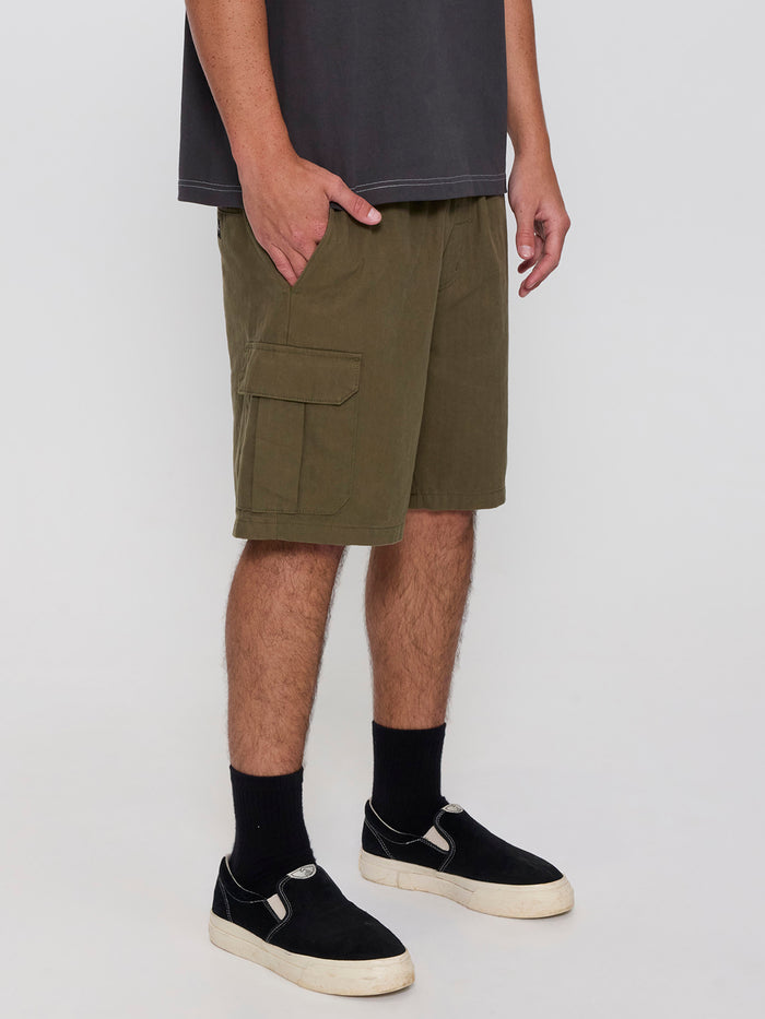 Bueno Elastic Cargo Short - Military Green 26