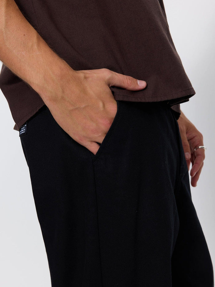 Mid Slacker Chino Pant - Black