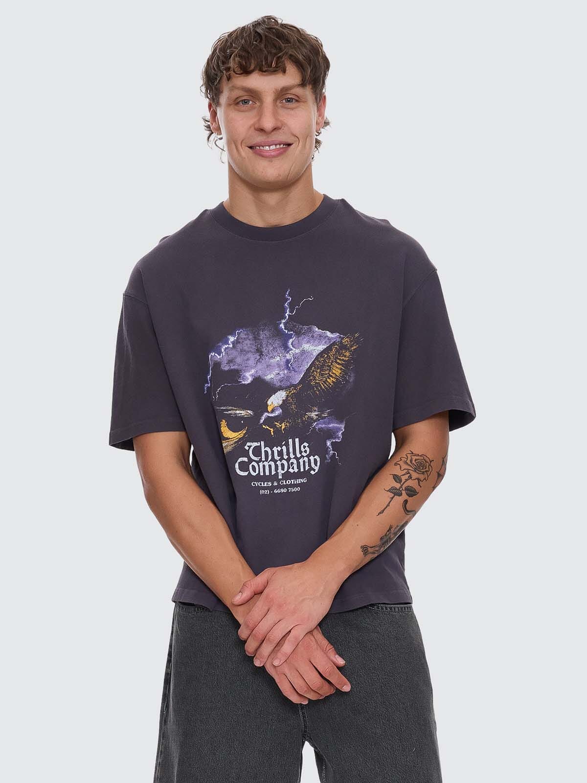 Flight Risk Box Fit Cropped Tee - Dark Charcoal XS