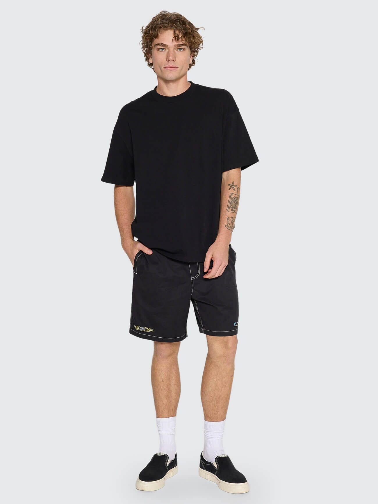 Eclipse Volley - Black 26