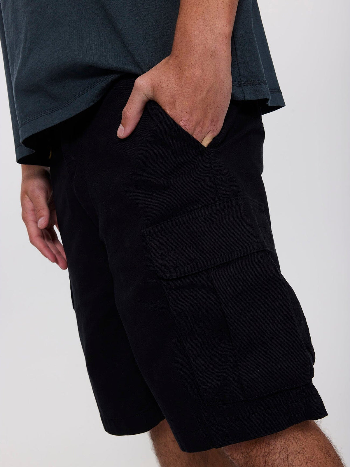 Slacker Union Cargo Short - Black 28