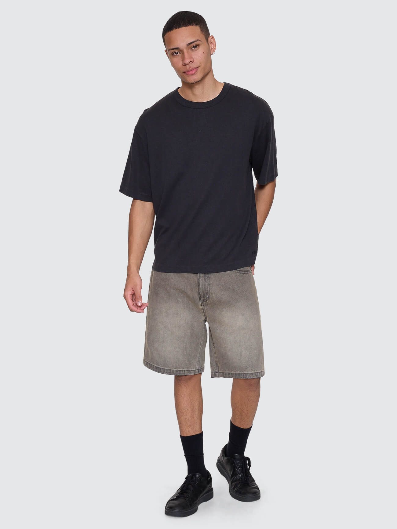 Hemp Thrills Contrast Stitch Box Fit Oversize Cropped Tee - Black - Brown XS