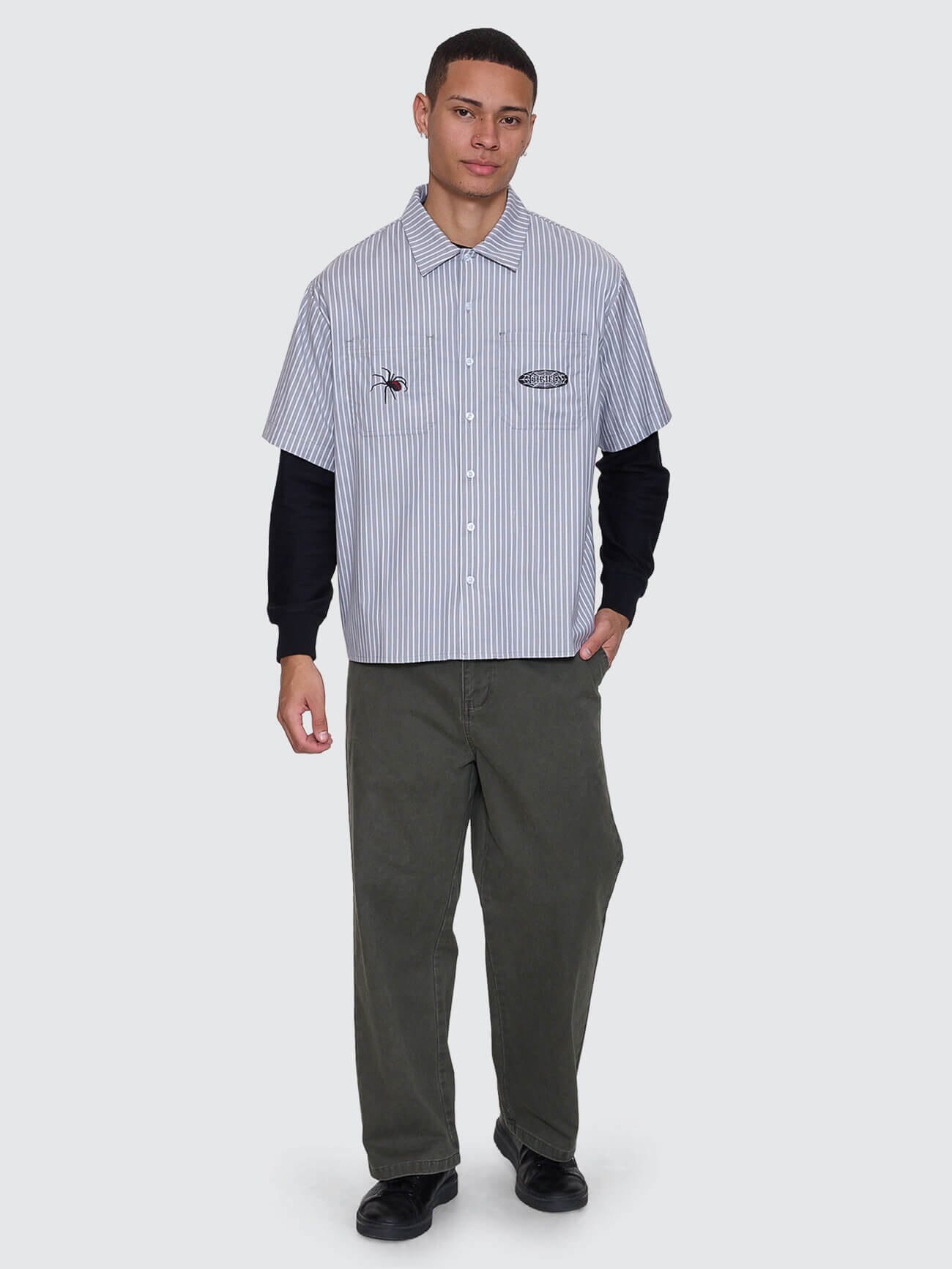 Web Of Deceit Cropped Short Sleeve Work Shirt - Black XS