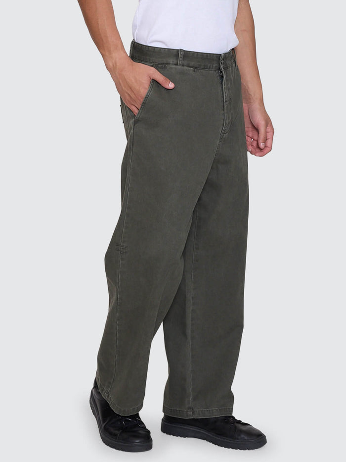 Stagger Big Slacker Cropped Pant - Oil Green 26