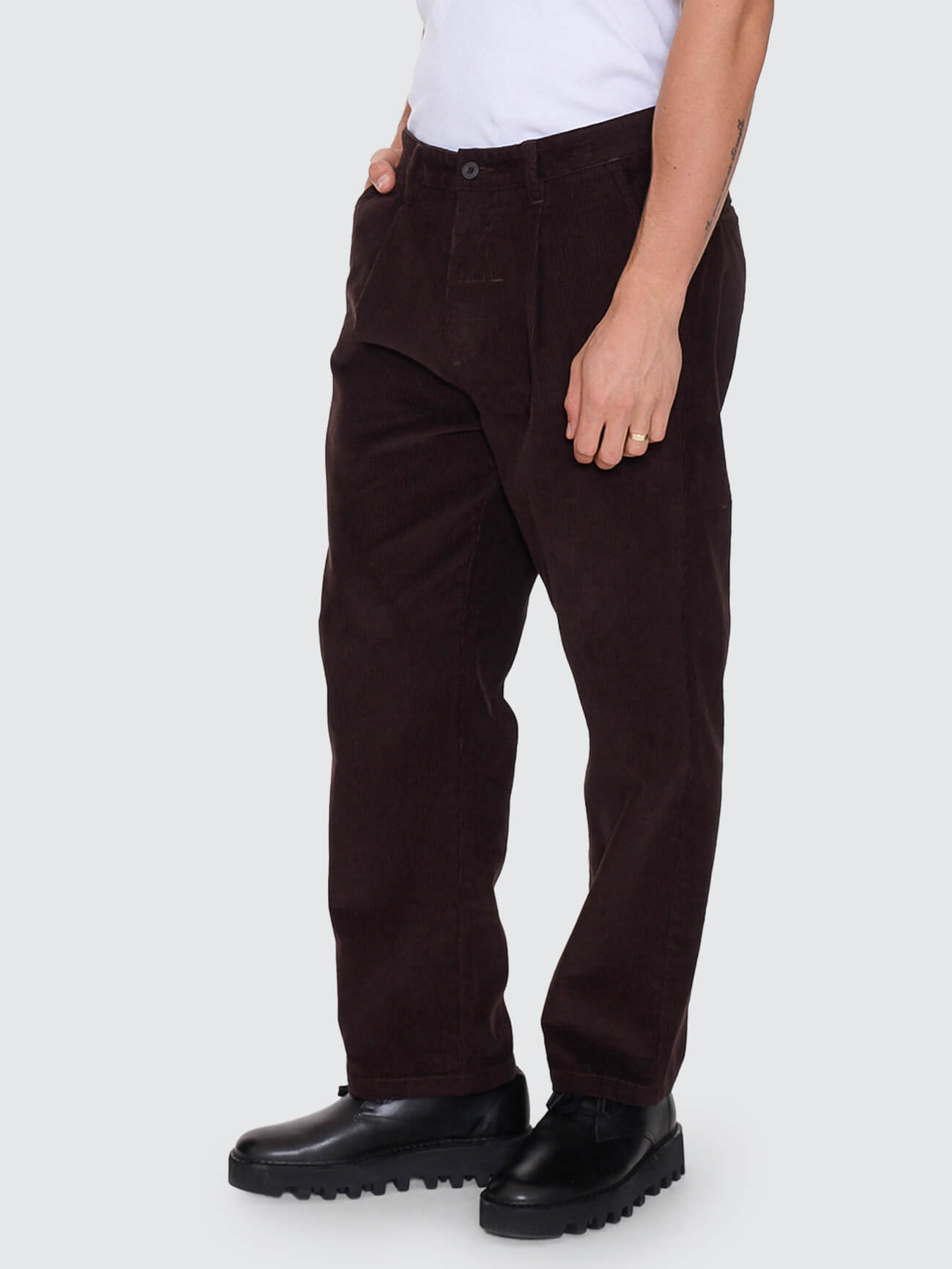 Slacker Cord Chino Pant - Postal Brown