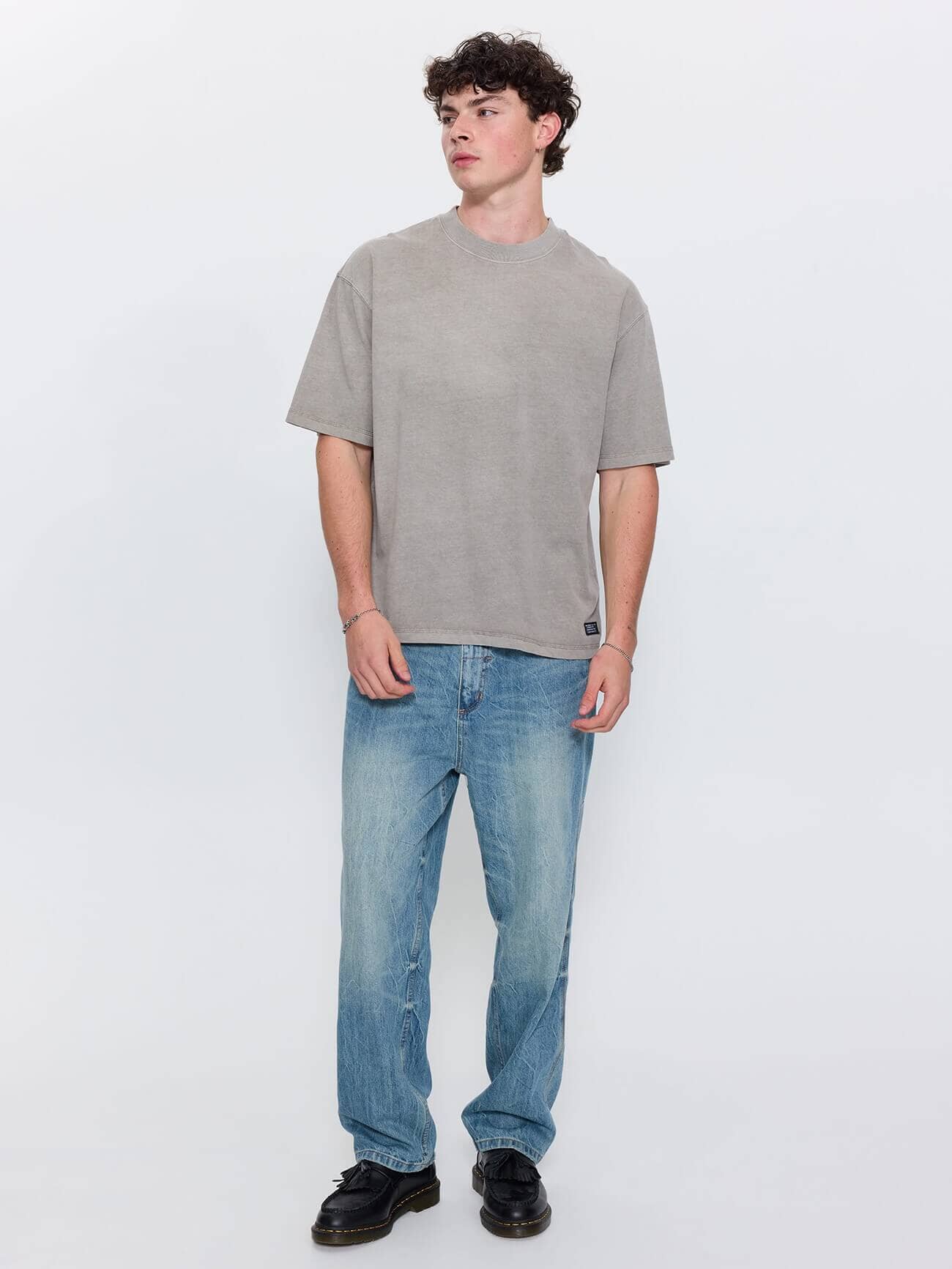 Web of Deceit Mid Slacker Relaxed Long Denim Jean - Dirty Crinkle Blue 26