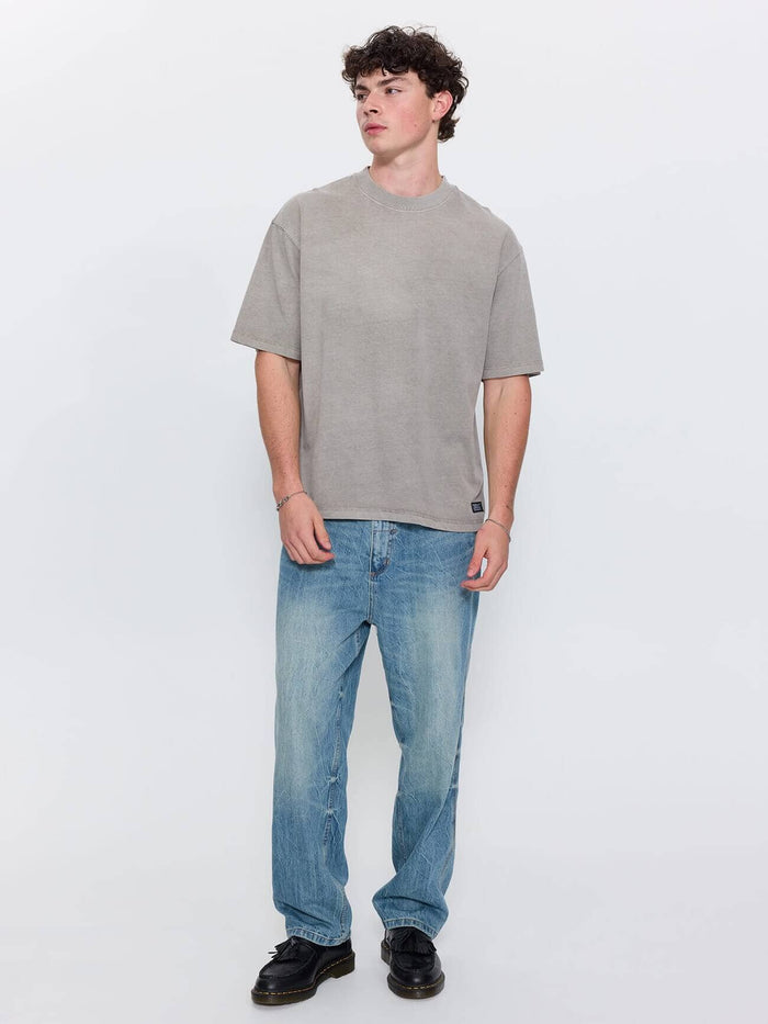 Web of Deceit Mid Slacker Relaxed Long Denim Jean - Dirty Crinkle Blue 26