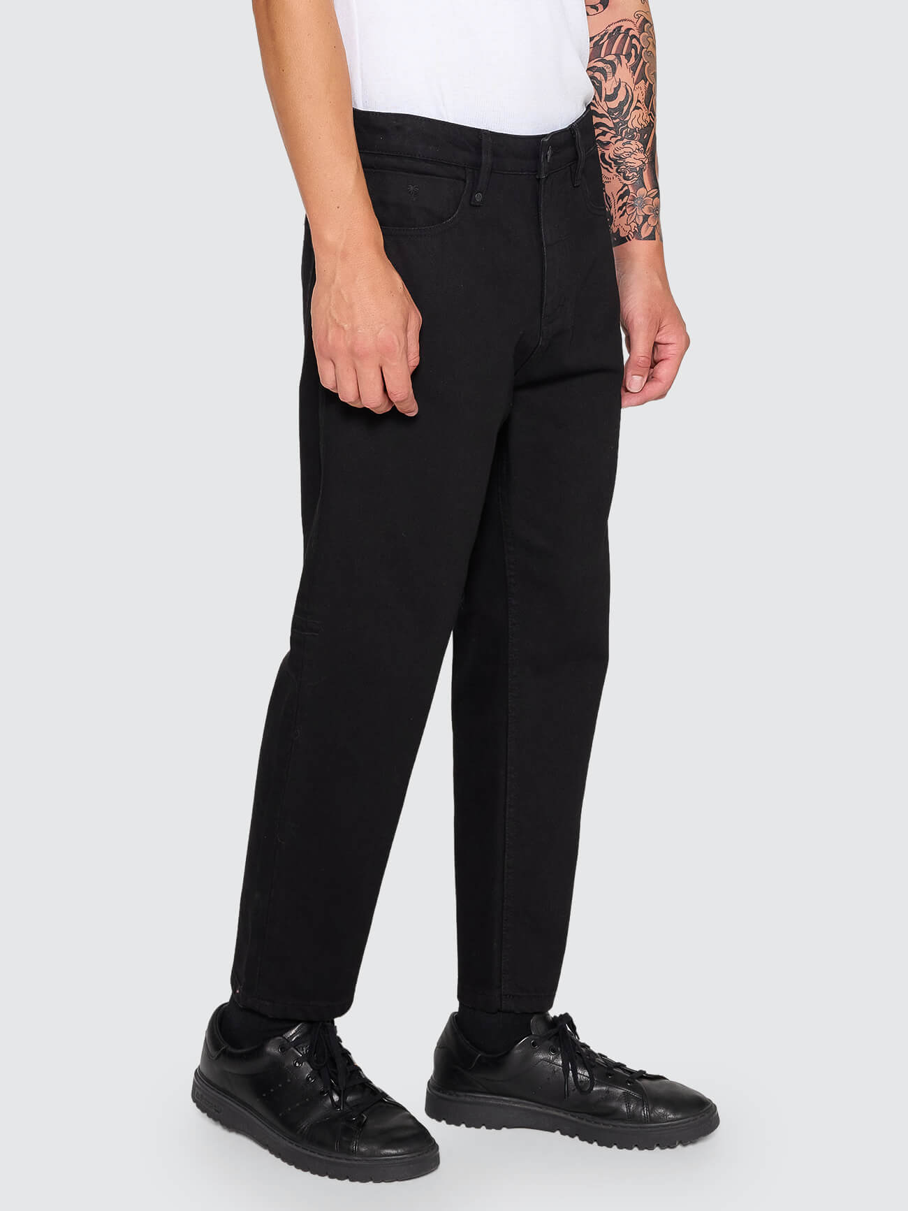 Chopped Slim Straight Cropped Denim Jean - Vinyl Black