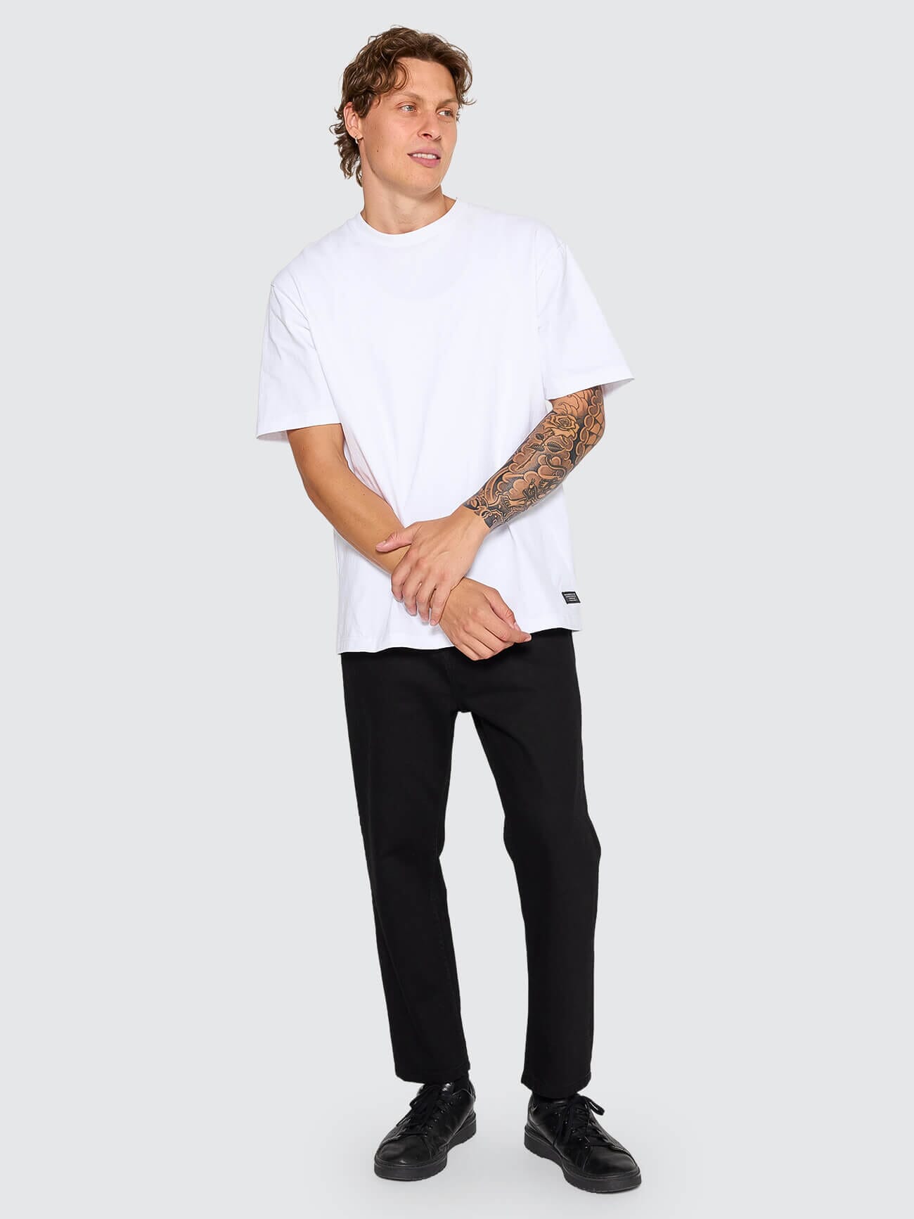Chopped Slim Straight Cropped Denim Jean - Vinyl Black