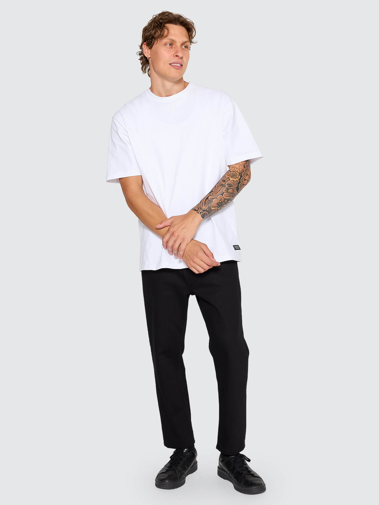 Chopped Slim Straight Cropped Denim Jean - Vinyl Black