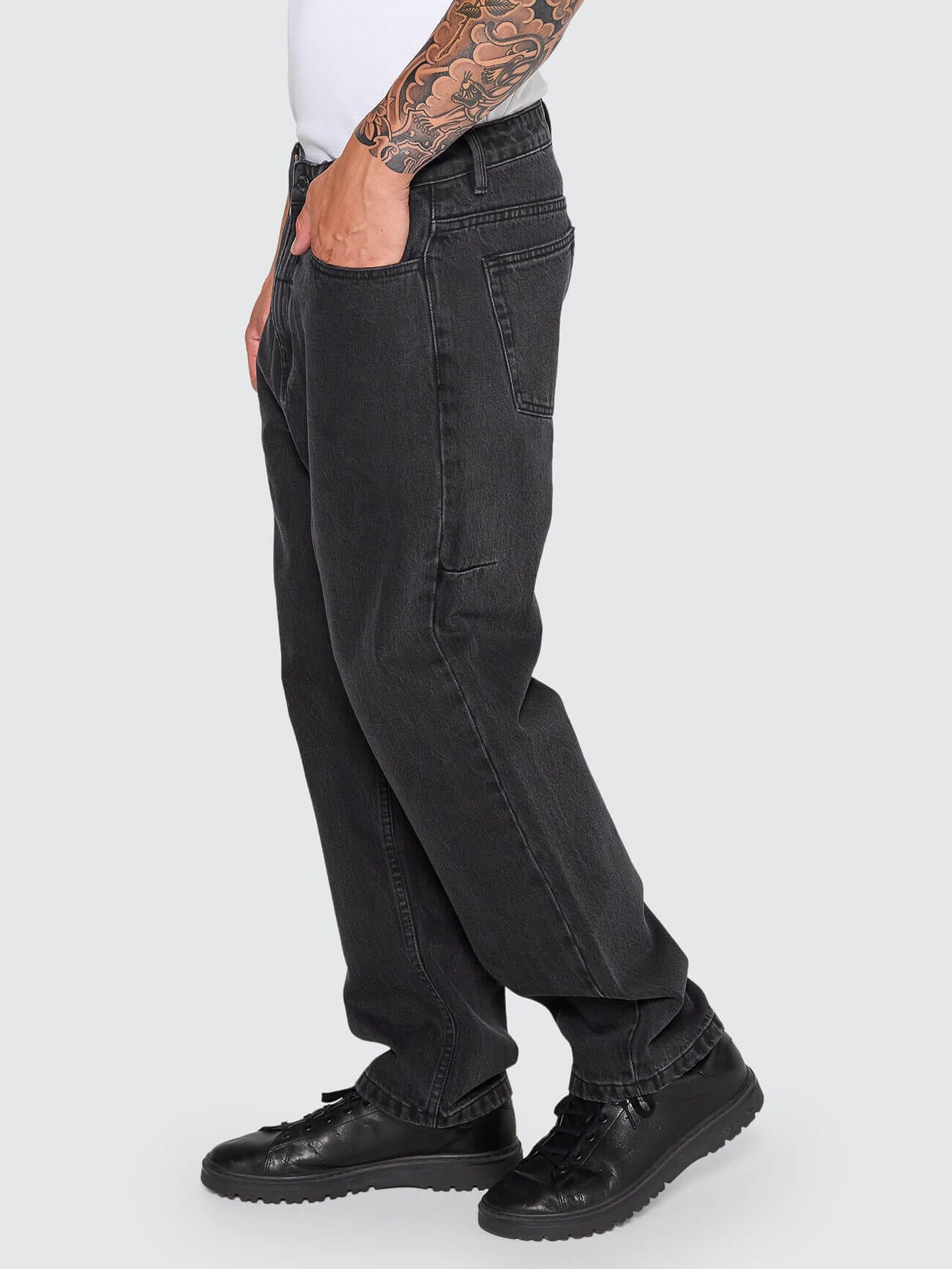 Slacker Relaxed Denim Jean - Aged Black 28