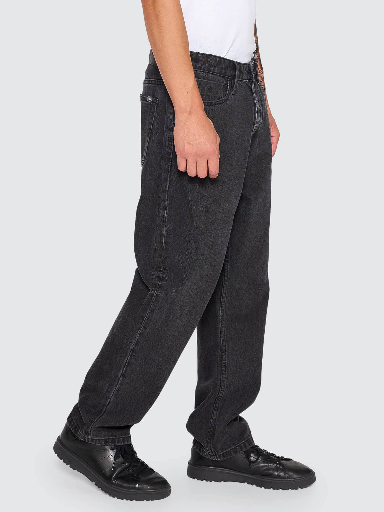 Slacker Relaxed Denim Jean - Aged Black 28