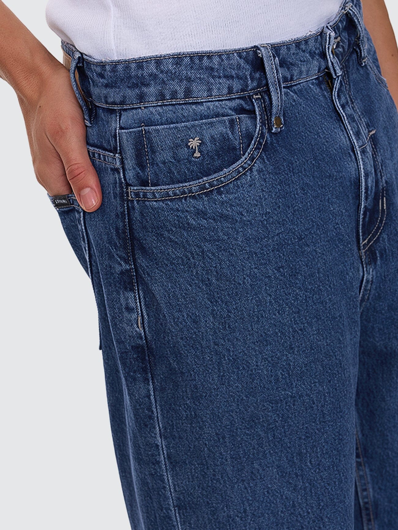 Slacker Relaxed Denim Jean - Vintage Rinse Blue 26