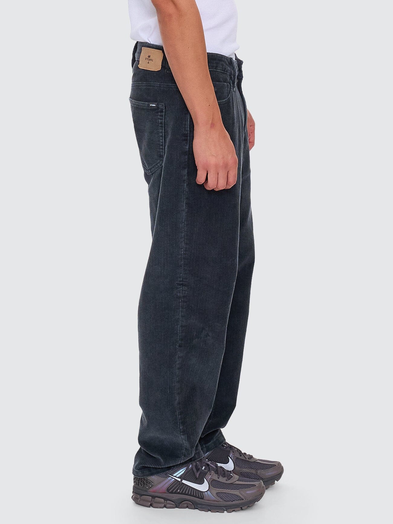 Slacker Relaxed Cord Jean - Ebony 28