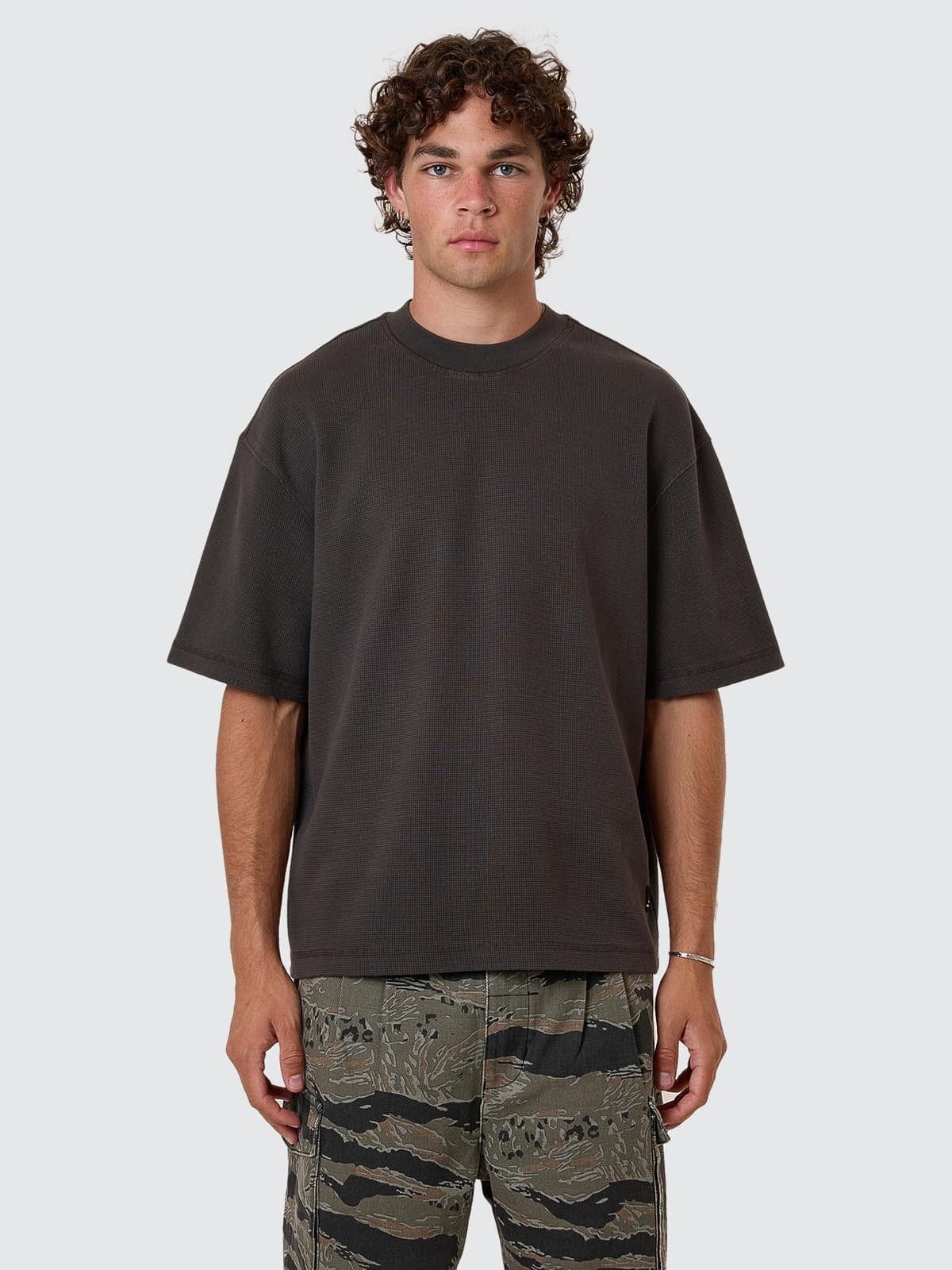 Arts & Industrial Box Crop Waffle Tee - Dark Charcoal