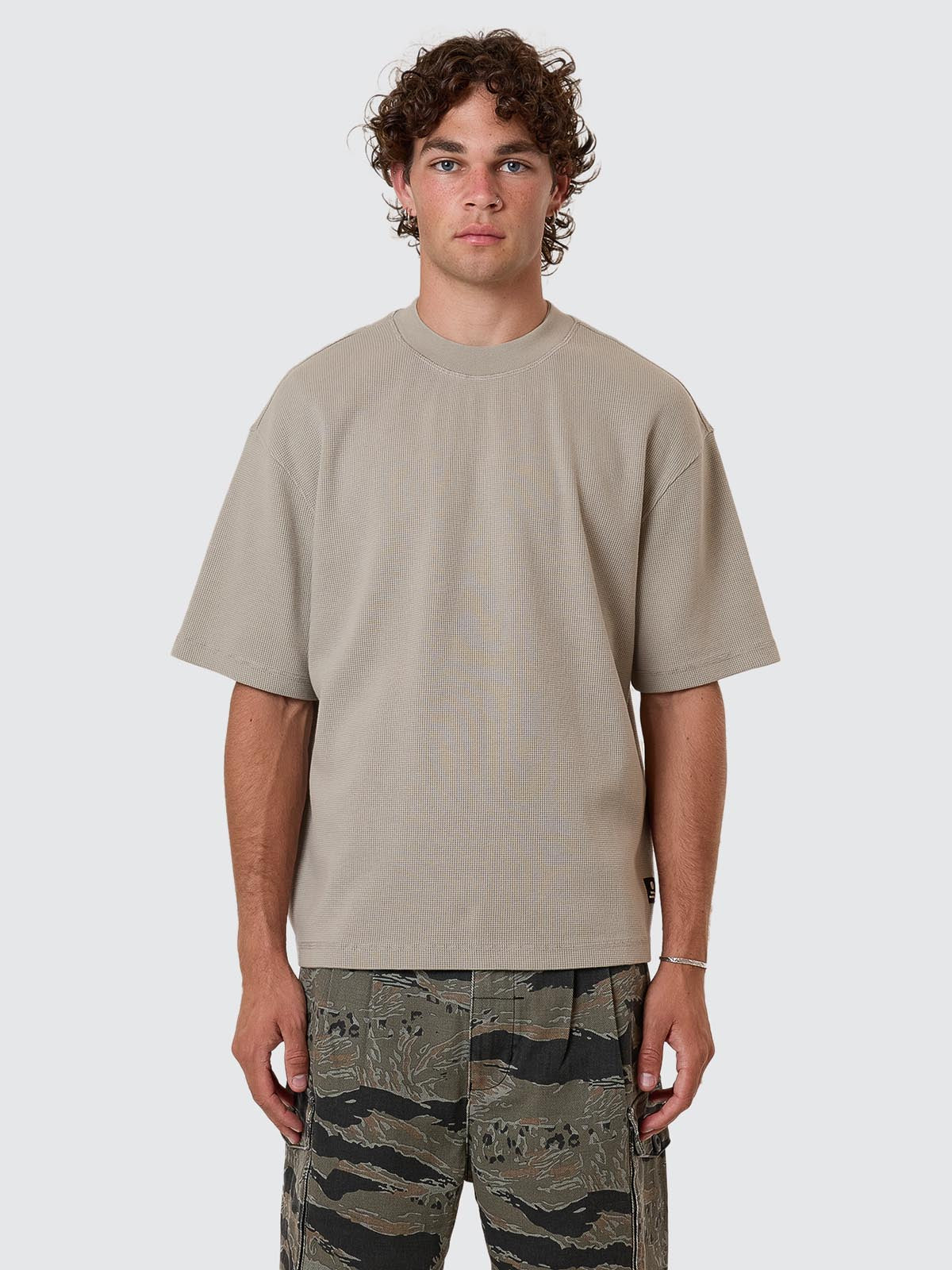 Arts & Industrial Box Fit Oversize Cropped Waffle Tee - Light Grey