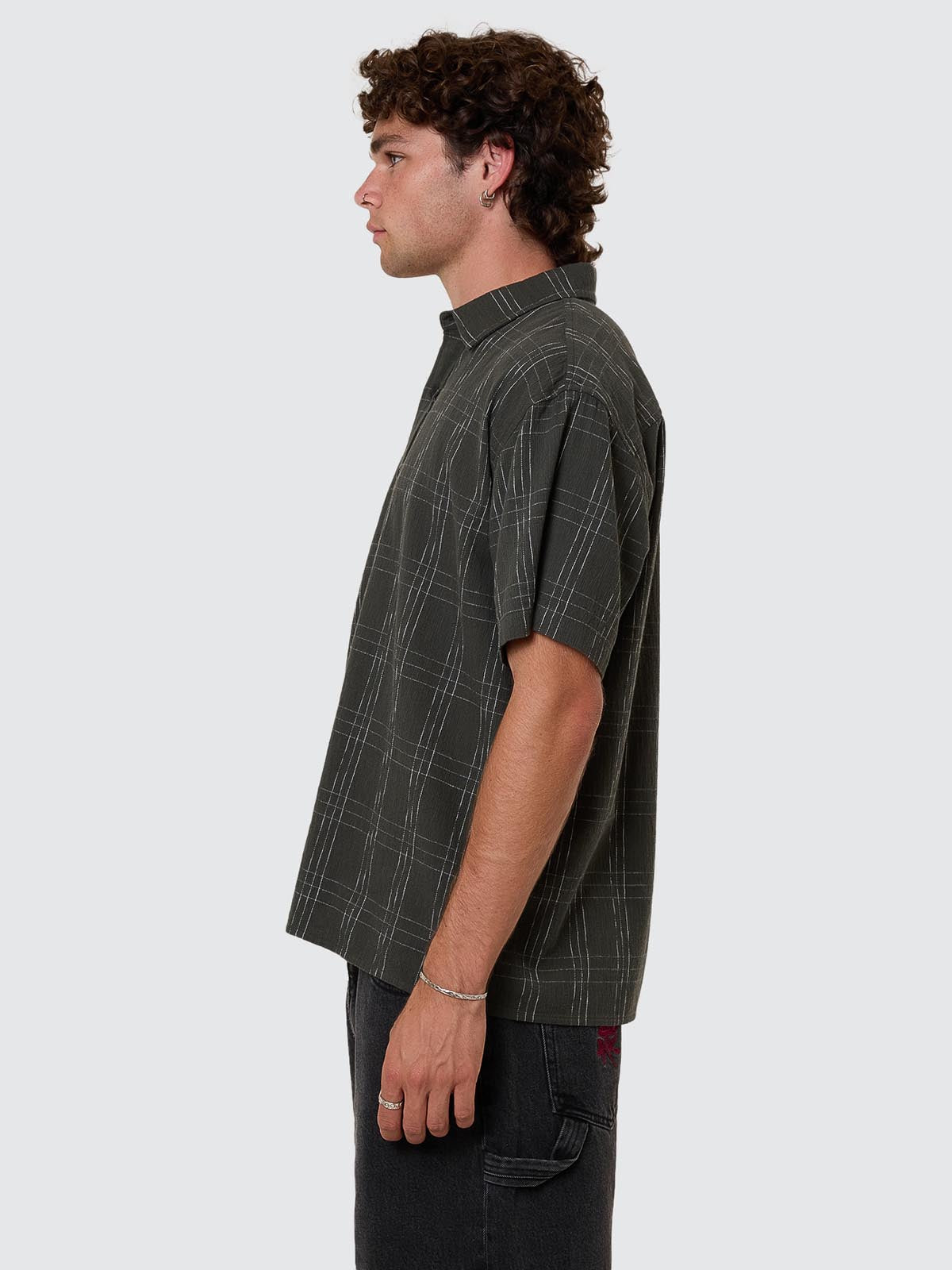 Built To Win Short Sleeve Cropped Shirt - Oil Green