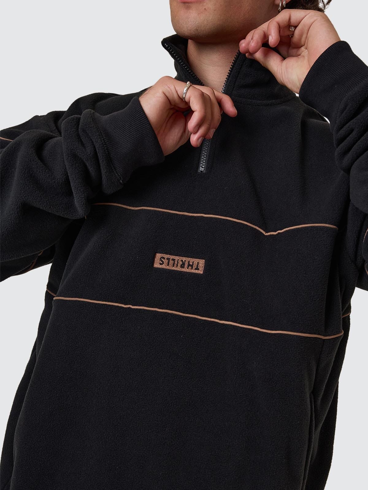 Superior Thrills Quarter Zip Fleece - Black XS