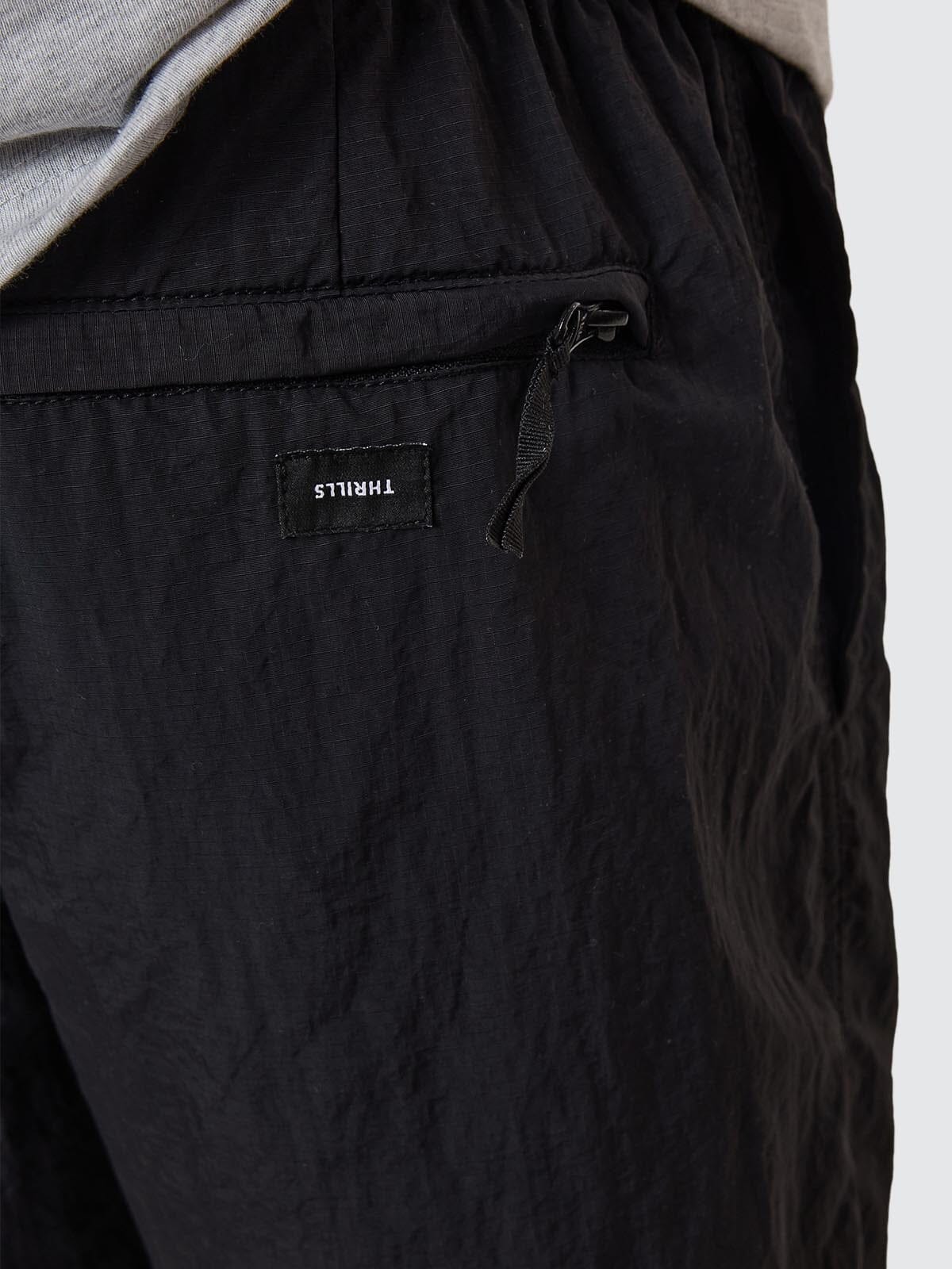 Pennant Volley - Black 28
