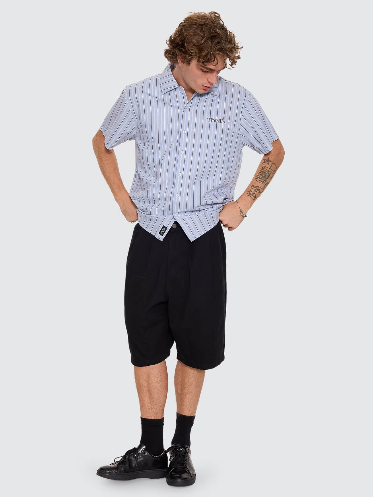 Chaos Barrel Leg Balloon Baggy Short - Black 26