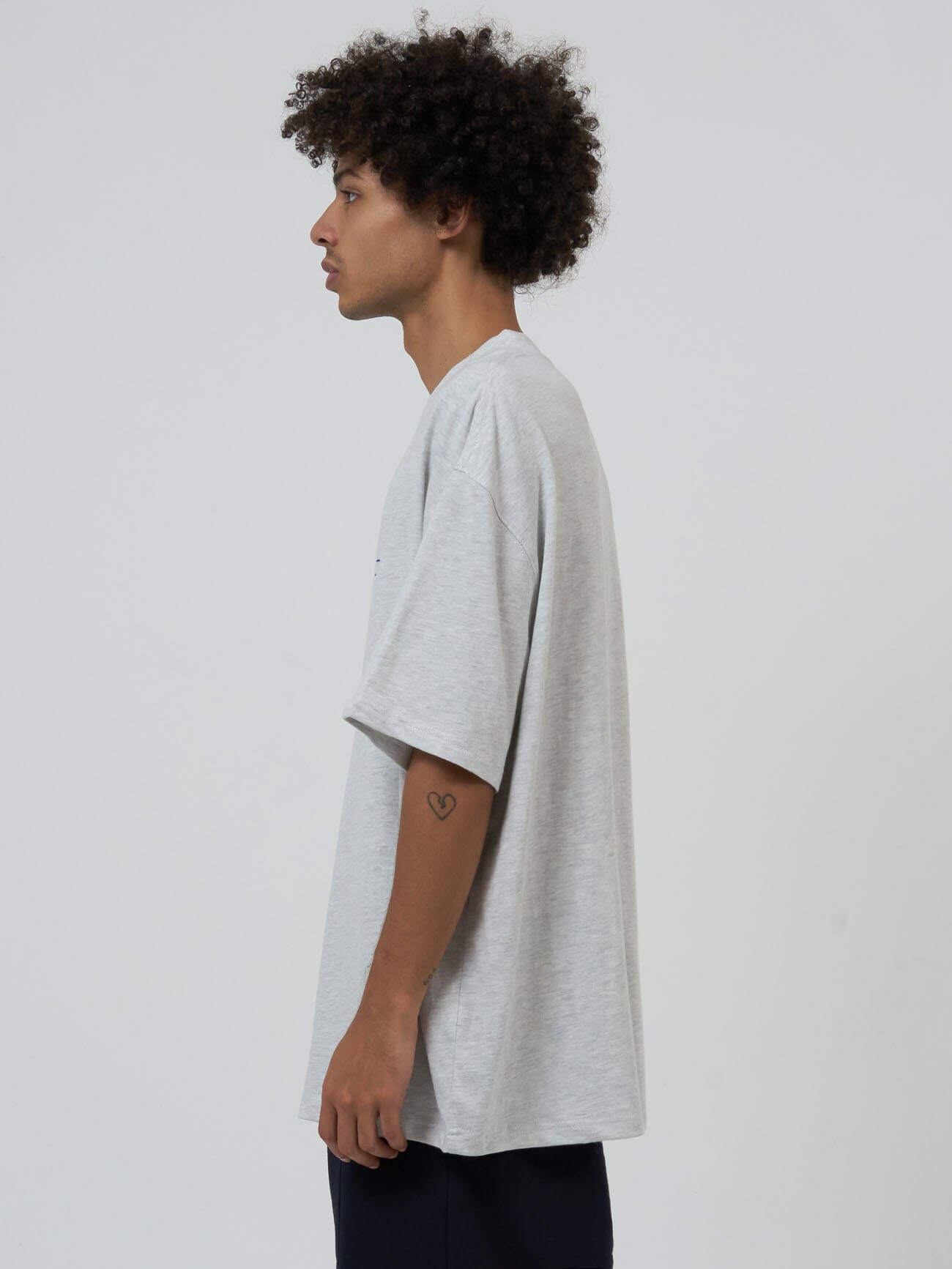 Redshirt Box Fit Oversize Tee - White Marle