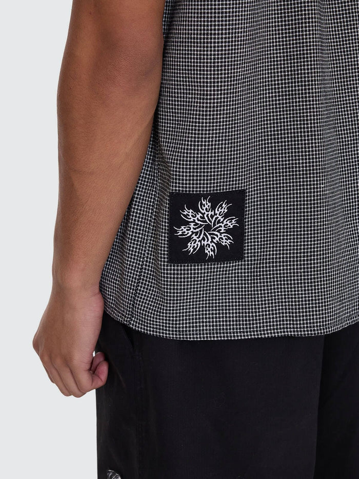 Cut & Shattered Cropped Short Sleeve Shirt - Black XS