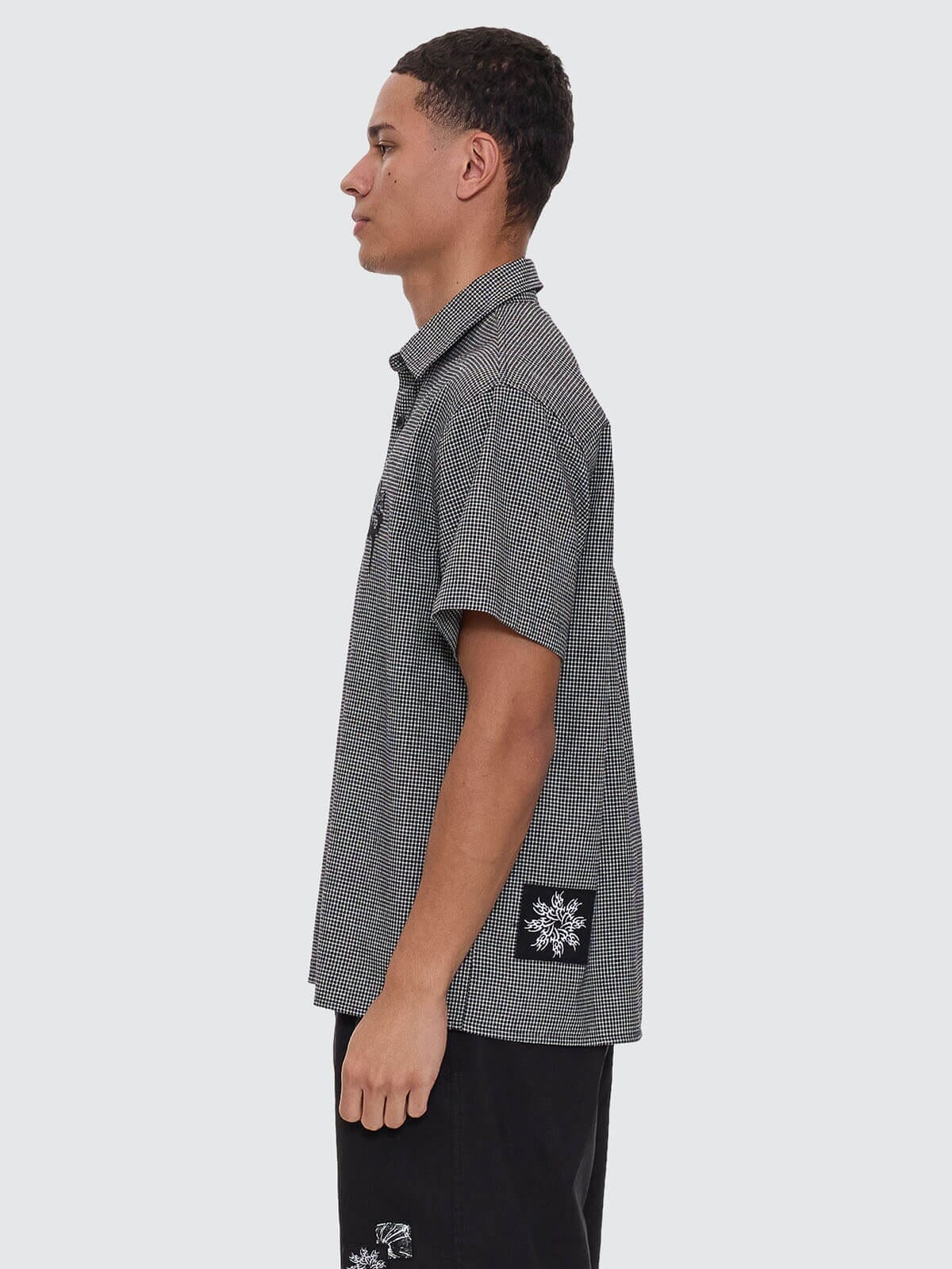 Cut & Shattered Cropped Short Sleeve Shirt - Black XS