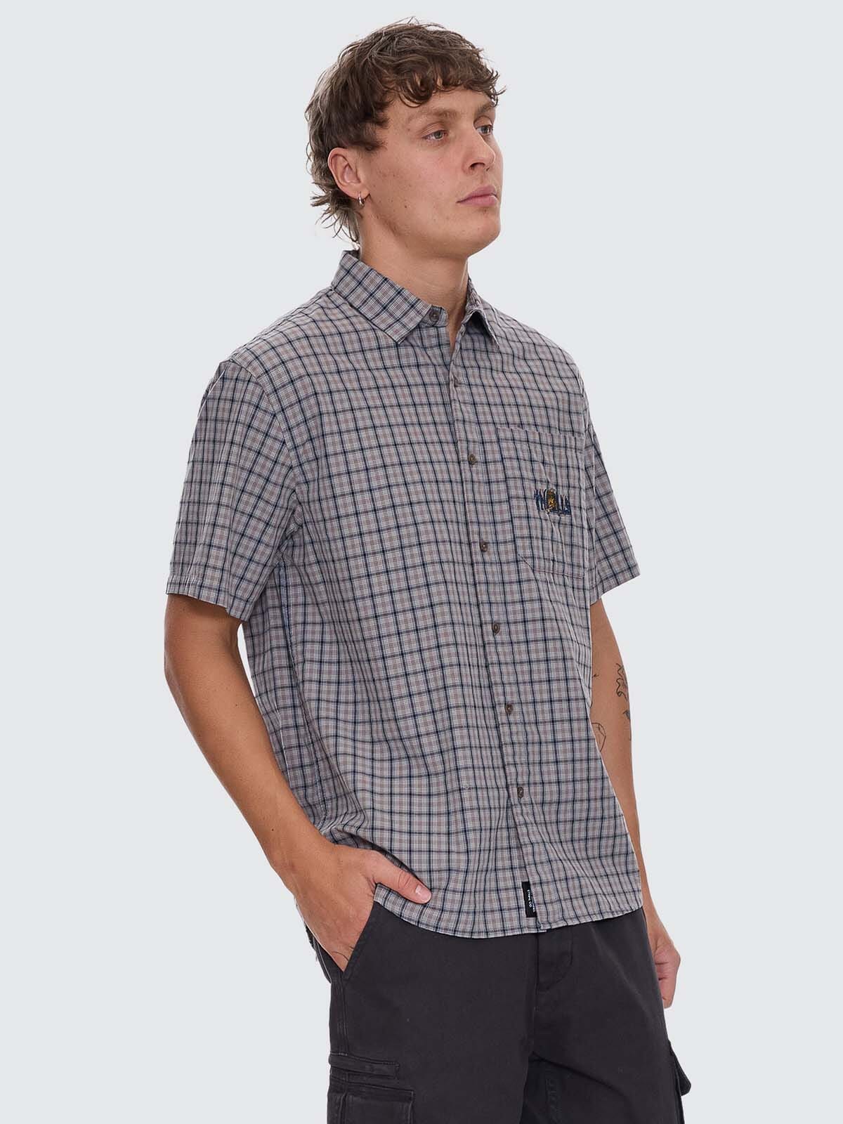 Eyes In The Grass Short Sleeve Shirt - Light Grey XS