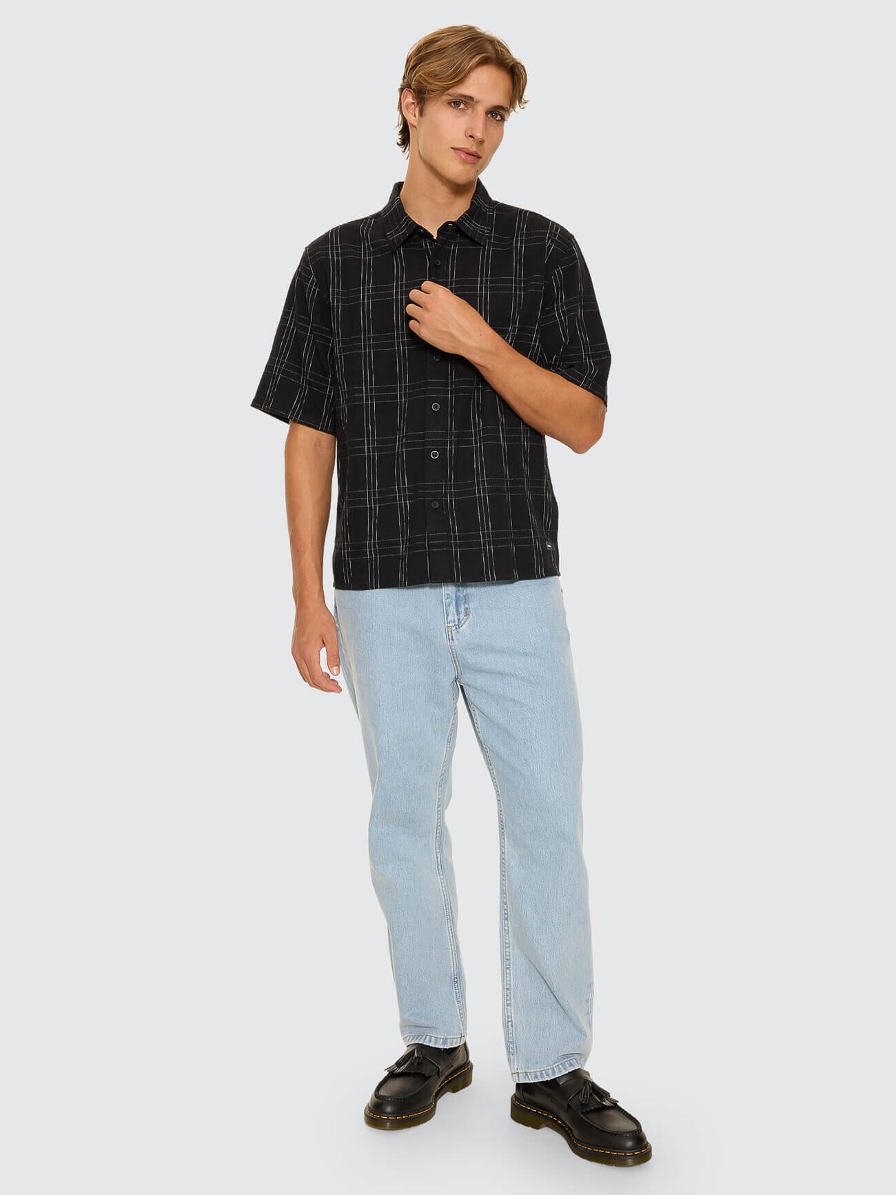 Built To Win Short Cropped Sleeve Shirt - Black