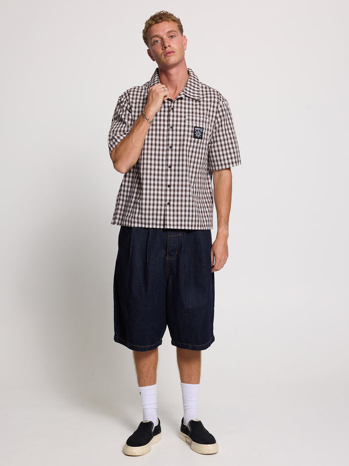 Stagger Cropped Short Sleeve Shirt - Black XS