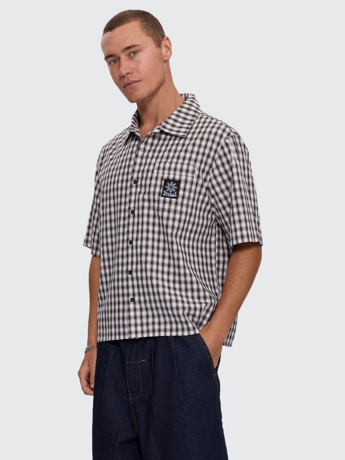 Stagger Cropped Short Sleeve Shirt - Black XS