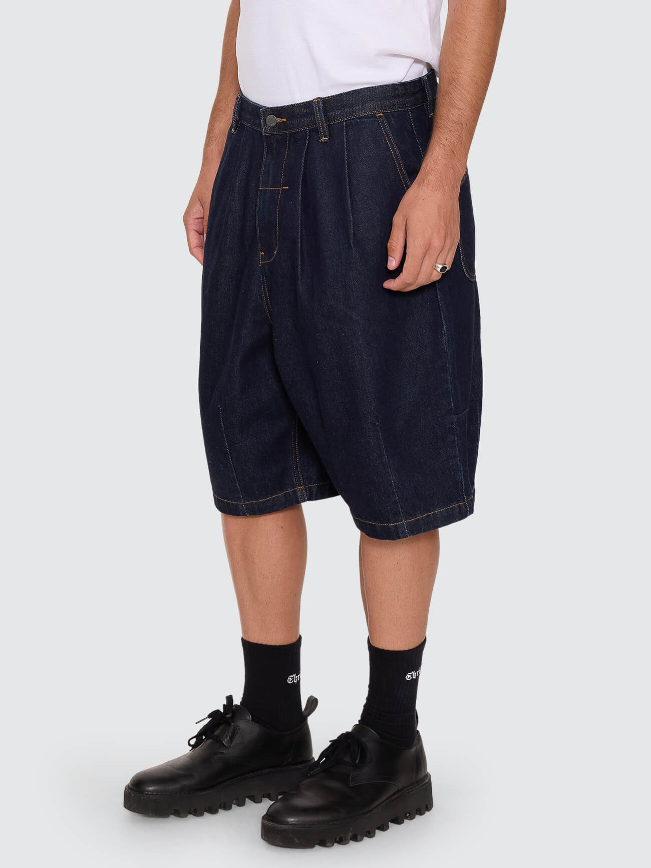Chaos Barrel Leg Denim Balloon Baggy Short - Raw Indigo 26