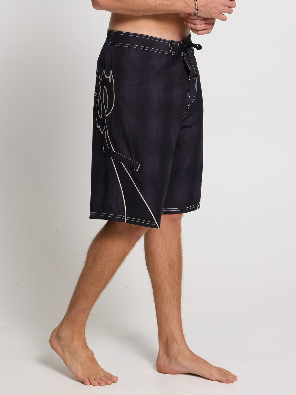 Dagger Boardshort - Black Plaid 26