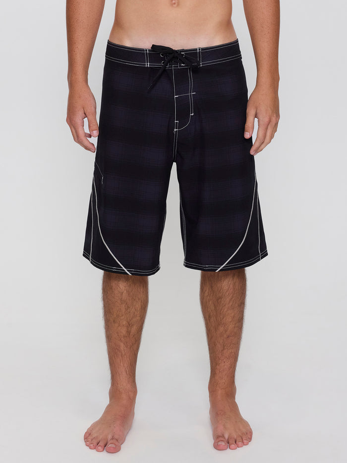 Dagger Boardshort - Black Plaid 26
