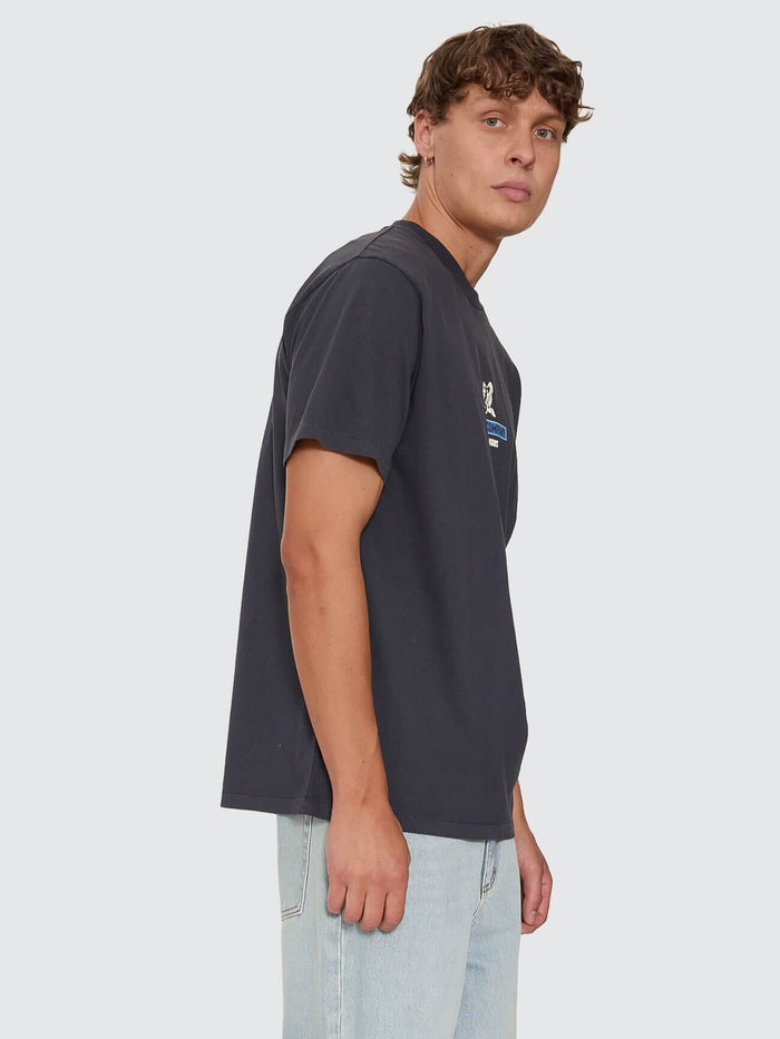 Risen Merch Tee - Total Eclipse XS