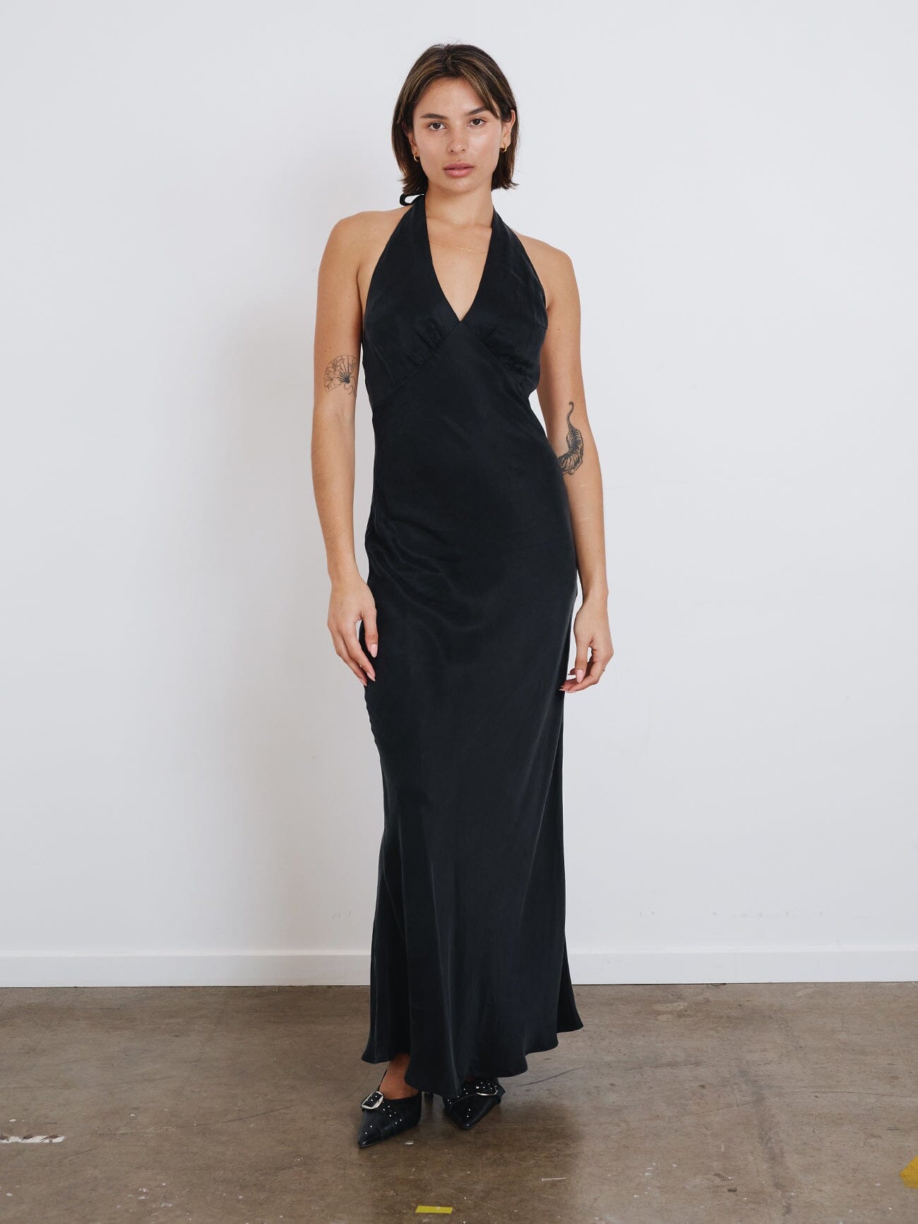 h&m v neck maxi dress Jaz Hand V-Neck Maxi Dress Butter Maxi Dresses