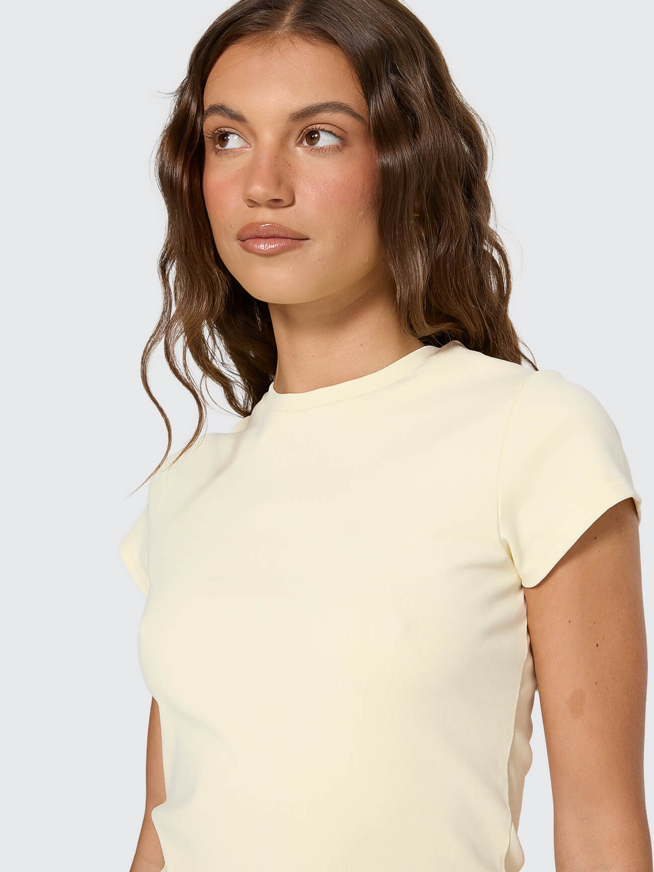 Thrills Club Tee - Butter 4