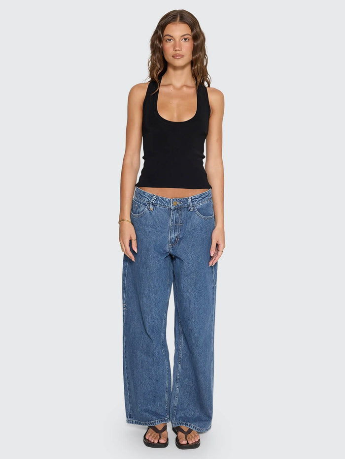 Astra V Neck Tank - Black 4