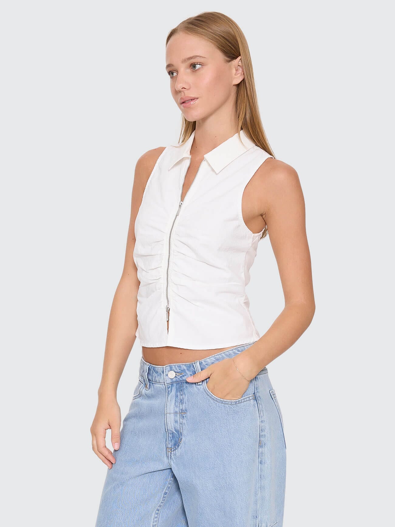 Andy Zip Sleeveless Shirt - White 4