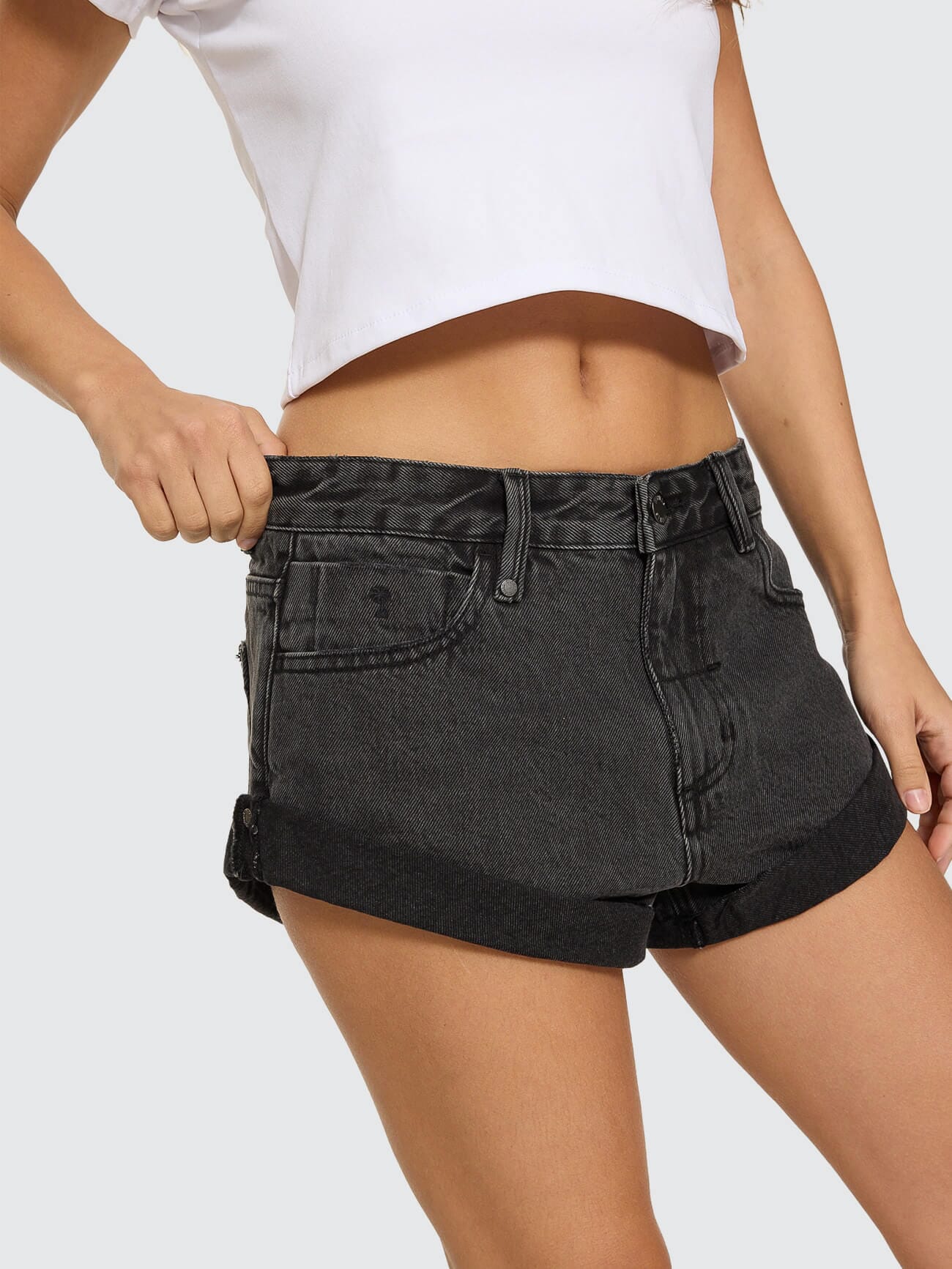 Remi Rolled Low Rise Baggy Short - Ash Black 4