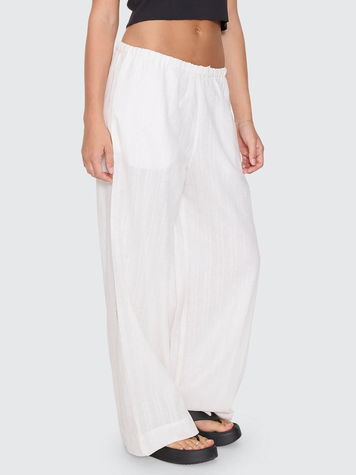 Unhinged Relaxed Pant - White 4