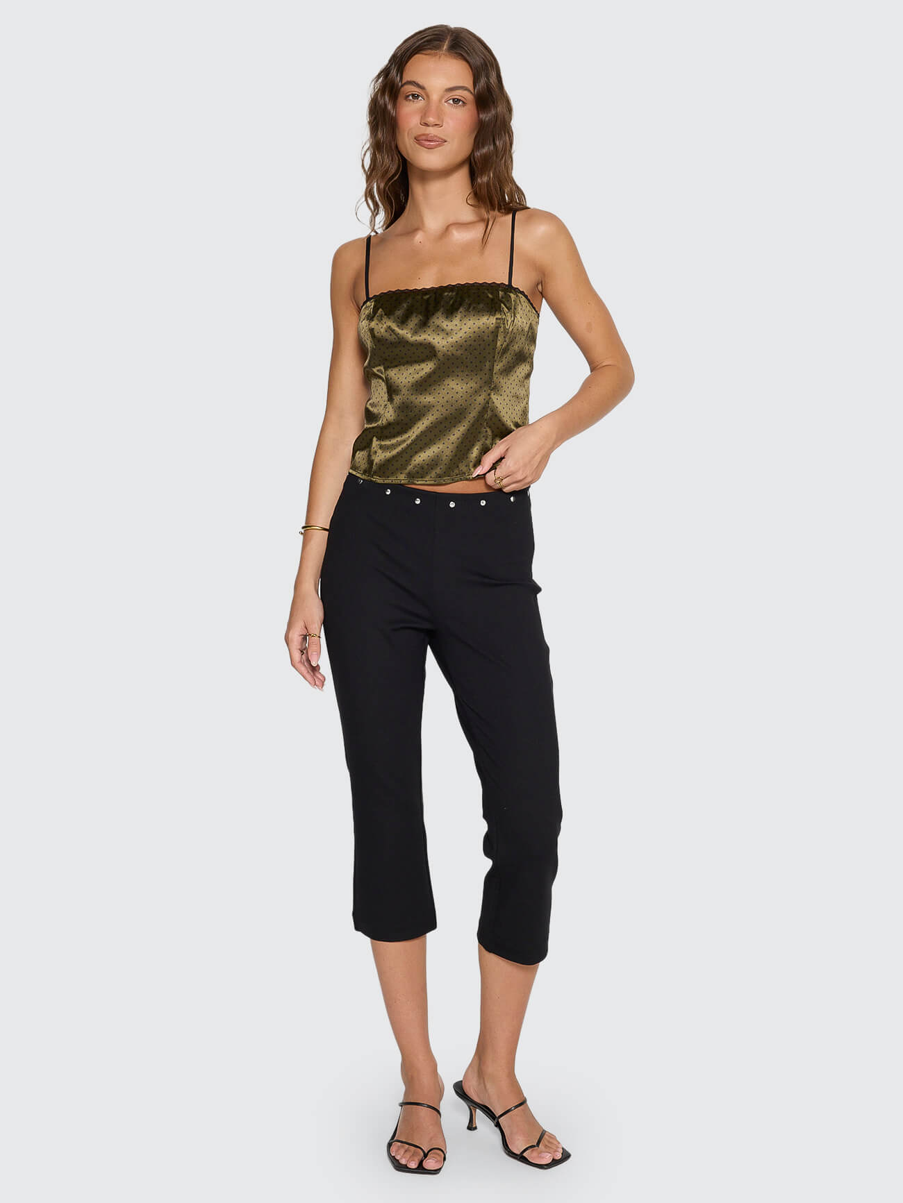 Zephyr Capri Pant - Black 4