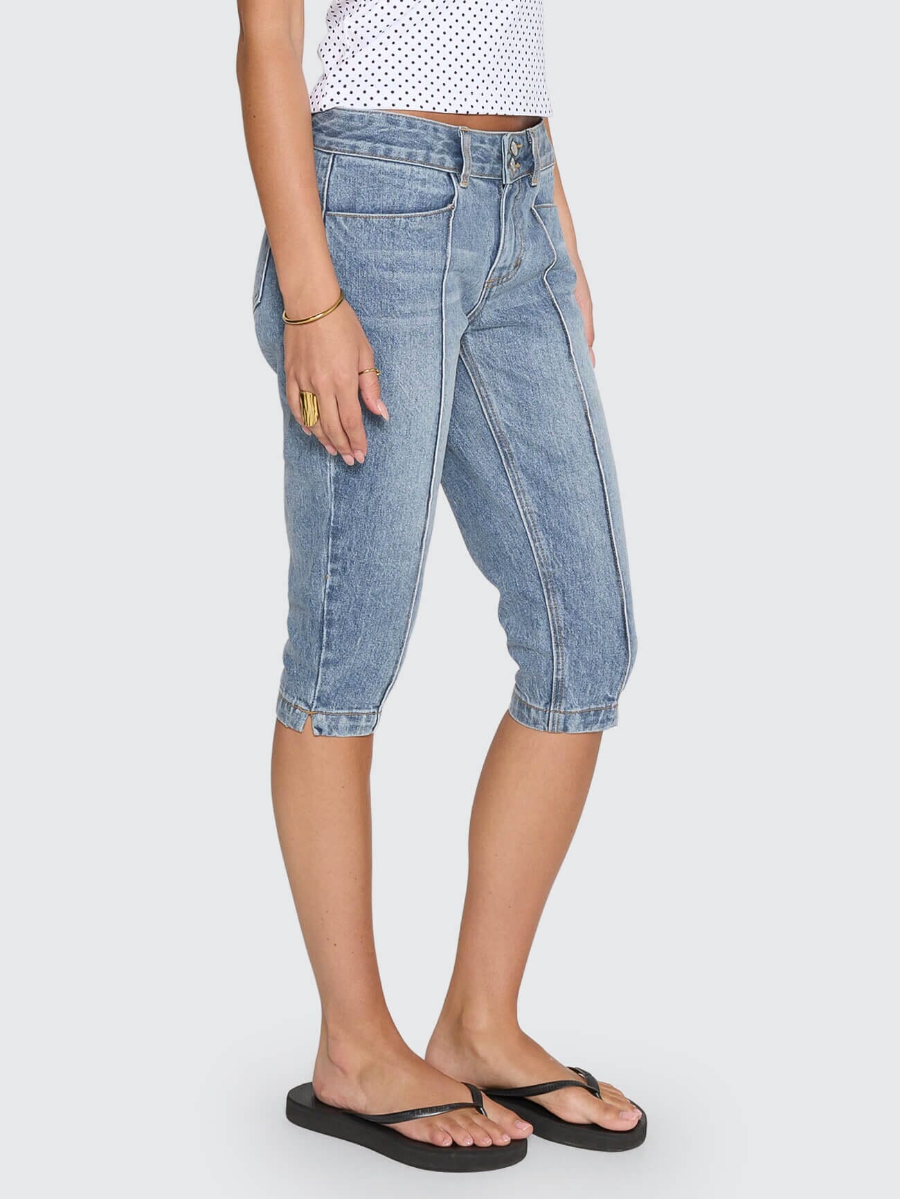 Dani Denim Capri - Rustic Fade 4