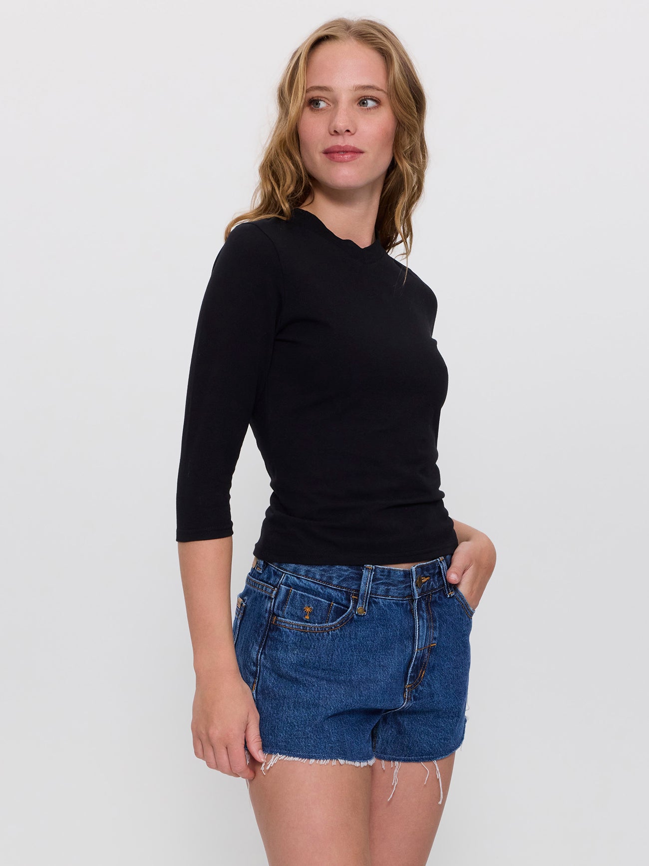 Annie V-Neck 3/4 Sleeve Top - Black 4