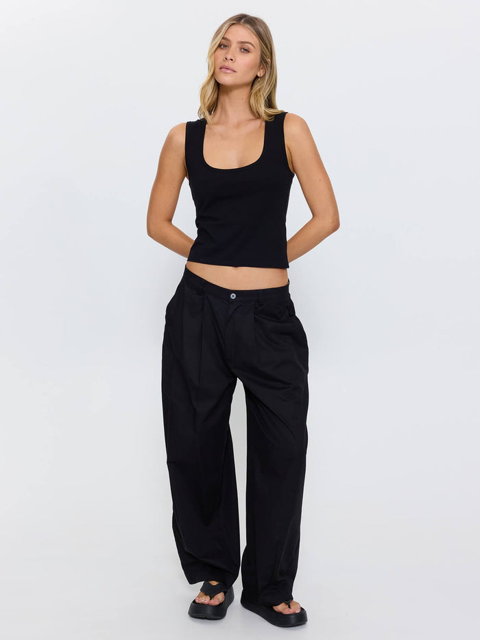 Evolve Square Neck Tank - Black 4